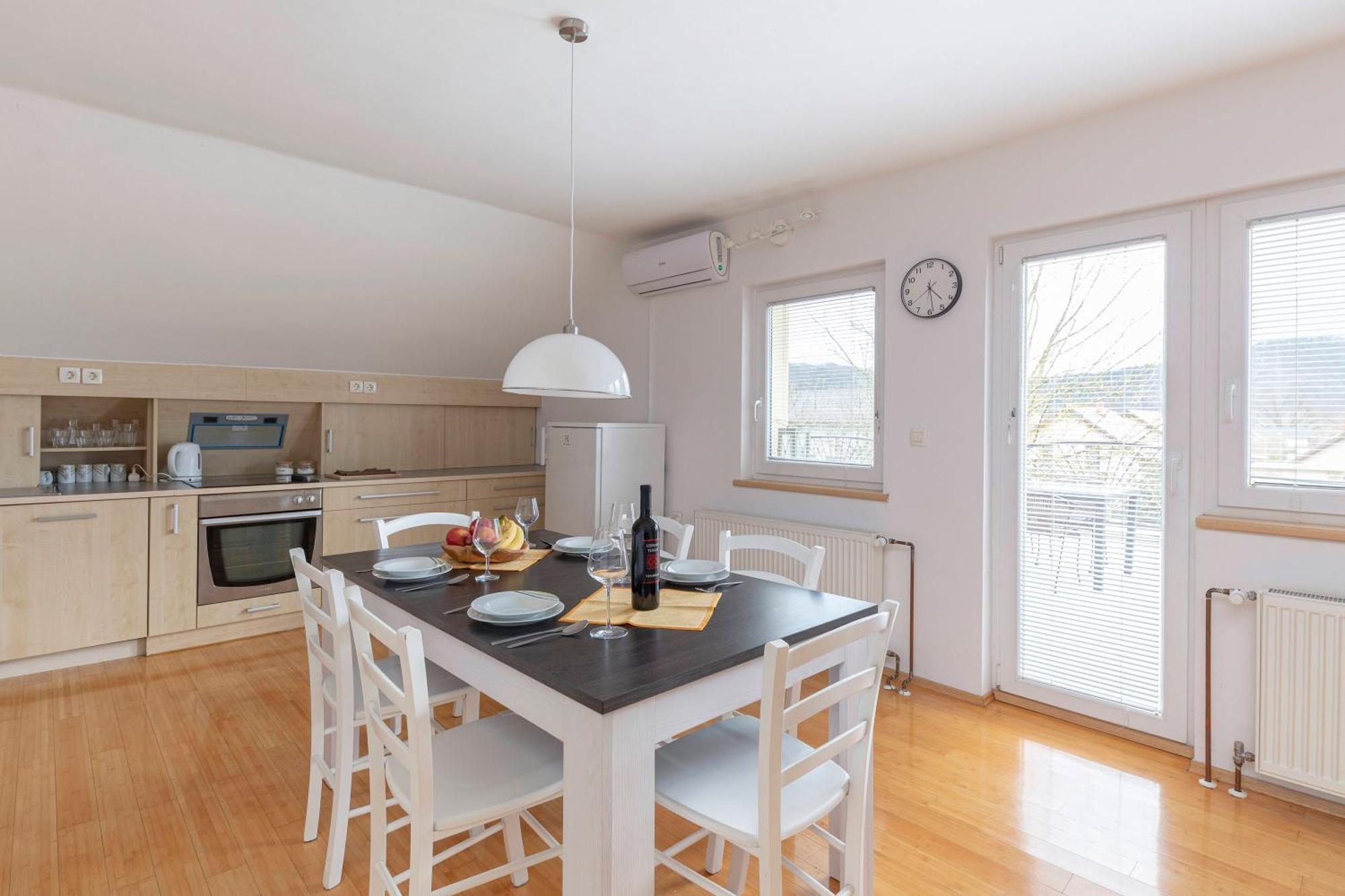 Apartment Tati Dol pri Ljubljani Ngoại thất bức ảnh